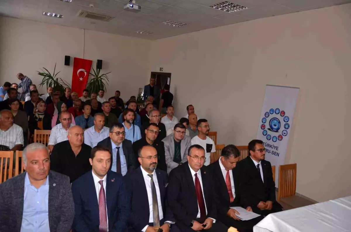 Yeni Türk Eğitim-Sen Bilecik Şube Başkanı Enli